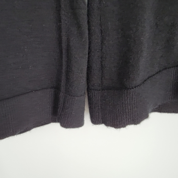 Black Cashmere Scoop Neck Bell Sleeve Lace Inset Sweater Medium NWT - Picture 5 of 8